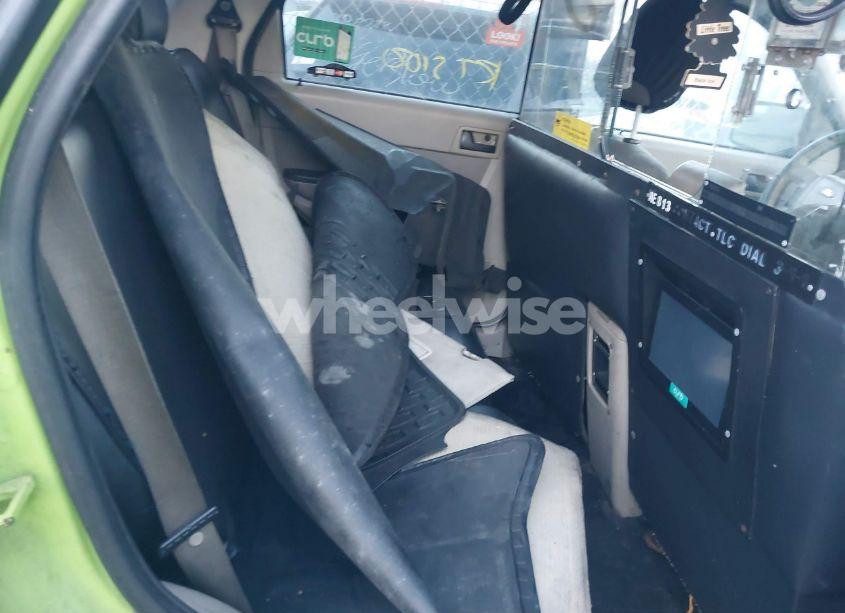 Photo 8 of 2009 Ford Escape HYBRID LIMITED (VIN 1FMCU49319KB56650)