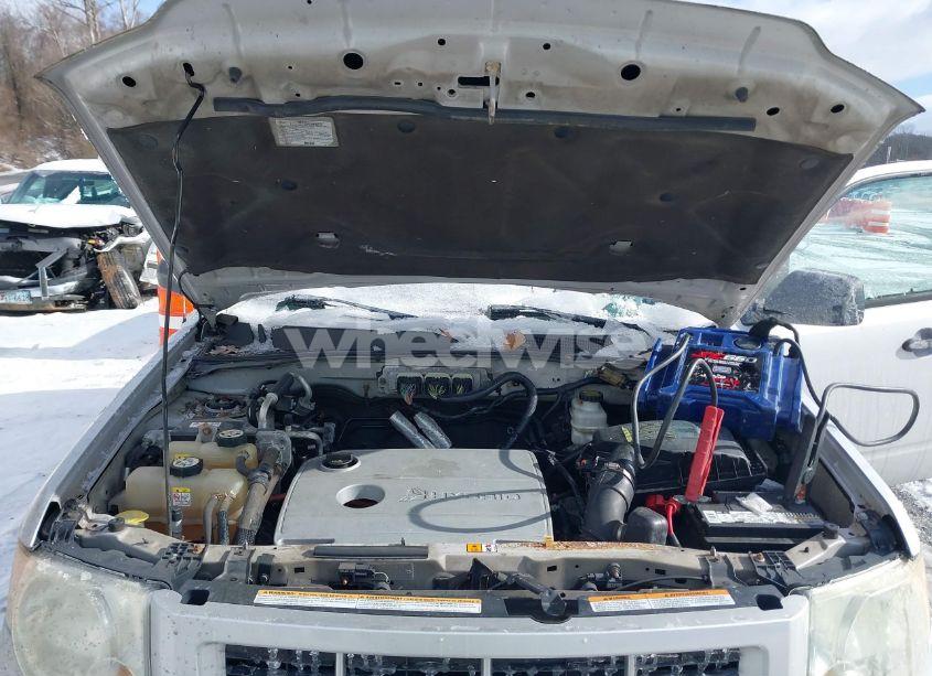 Photo 10 of 2009 Ford Escape HYBRID LIMITED (VIN 1FMCU49319KB70306)