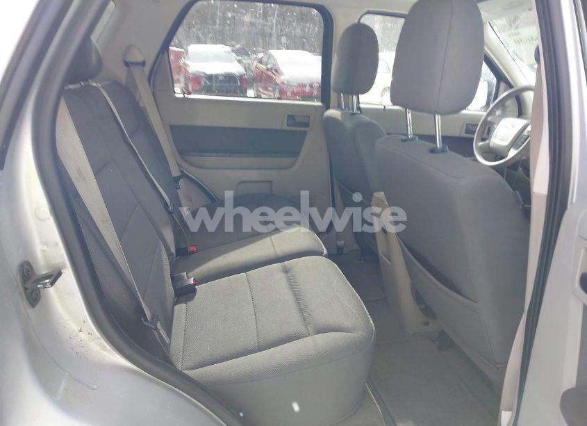 Photo 8 of 2009 Ford Escape HYBRID LIMITED (VIN 1FMCU49319KB70306)