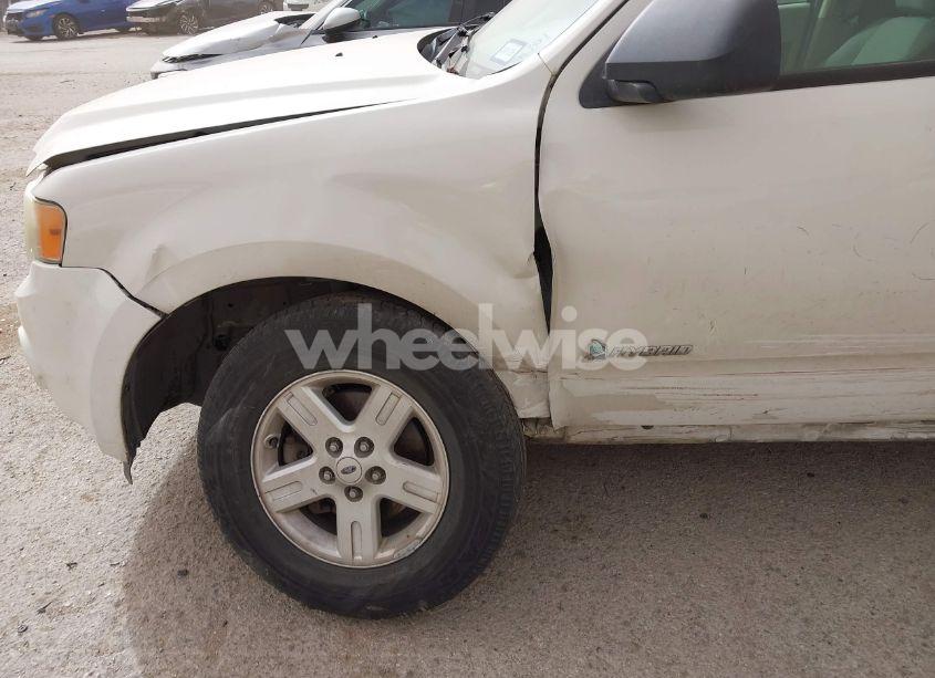 Photo 6 of 2009 Ford Escape HYBRID (VIN 1FMCU49329KA25405)