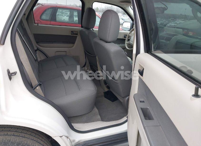 Photo 8 of 2009 Ford Escape HYBRID LIMITED (VIN 1FMCU49329KD15949)