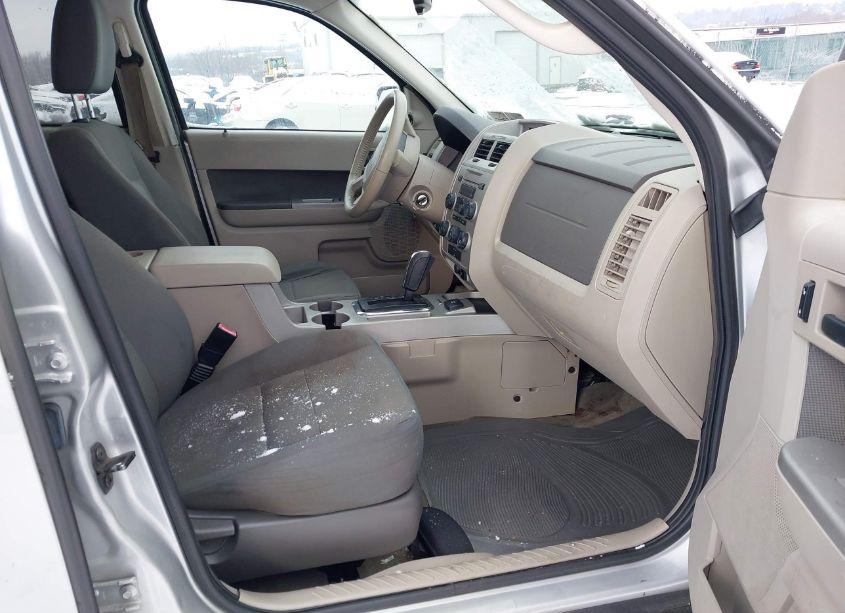 Photo 5 of 2009 Ford Escape HYBRID LIMITED (VIN 1FMCU49339KA09276)