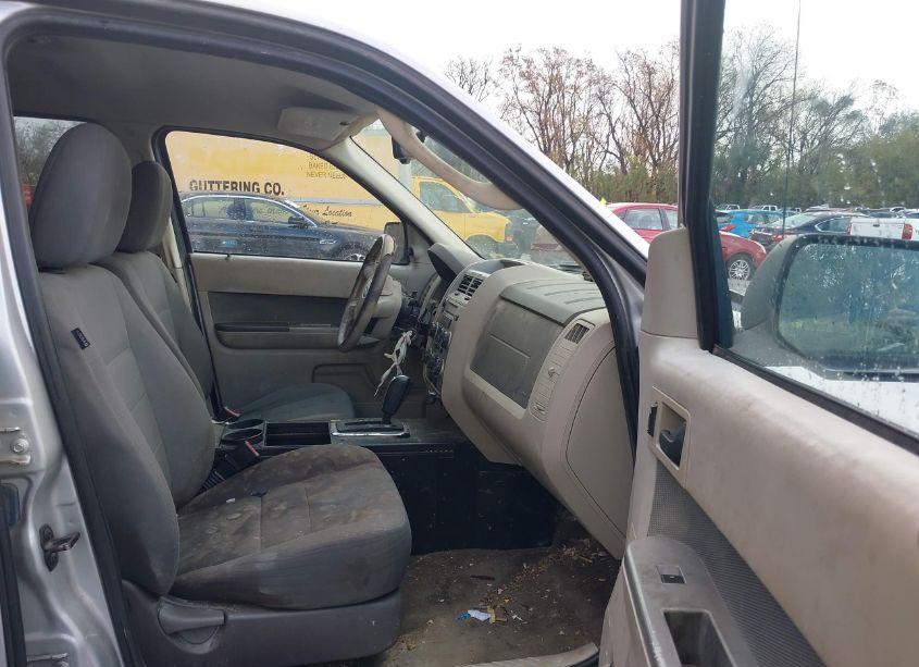 Photo 5 of 2009 Ford Escape HYBRID LIMITED (VIN 1FMCU49339KA99903)