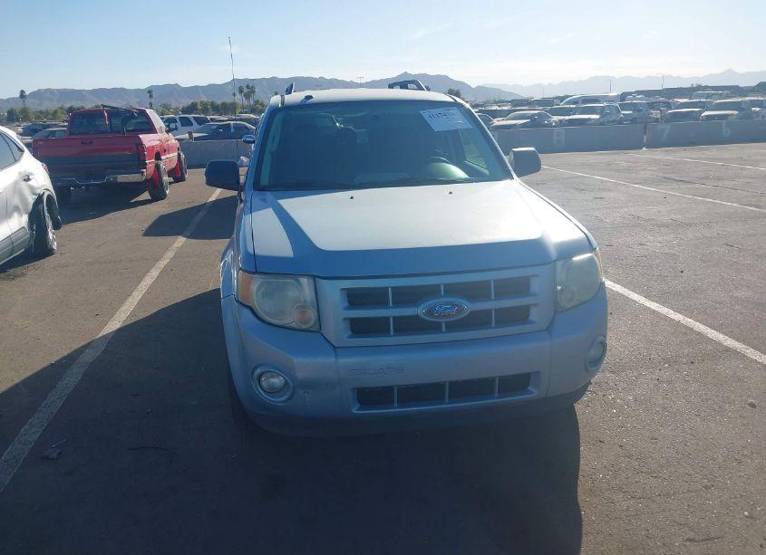 Photo 6 of 2009 Ford Escape HYBRID LIMITED (VIN 1FMCU49379KA06851)