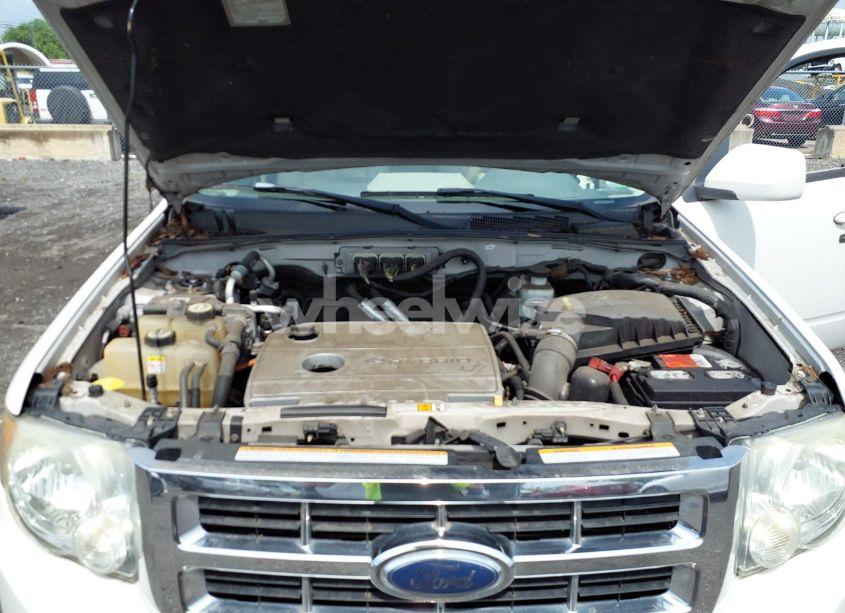 Photo 10 of 2009 Ford Escape HYBRID LIMITED (VIN 1FMCU49379KA32737)