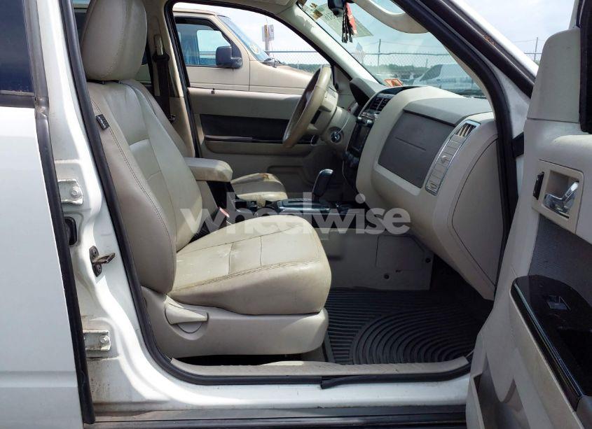 Photo 5 of 2009 Ford Escape HYBRID LIMITED (VIN 1FMCU49379KA32737)