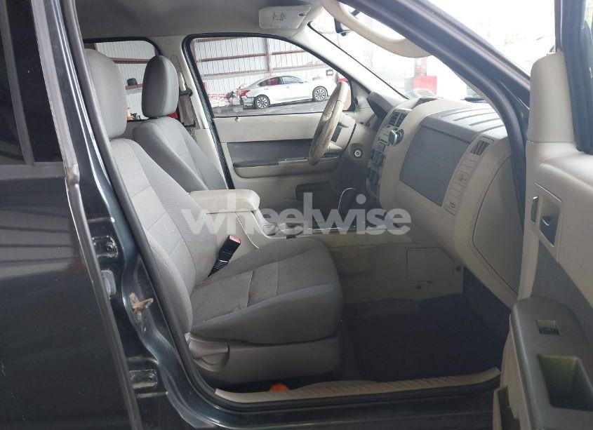 Photo 5 of 2009 Ford Escape HYBRID LIMITED (VIN 1FMCU493X9KA99123)