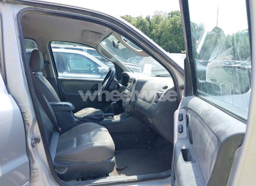 Photo 5 of 2007 Ford Escape HYBRID (VIN 1FMCU49H17KA50529)