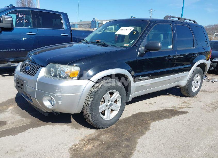 Photo 2 of 2007 Ford Escape HYBRID (VIN 1FMCU49H17KB99409)