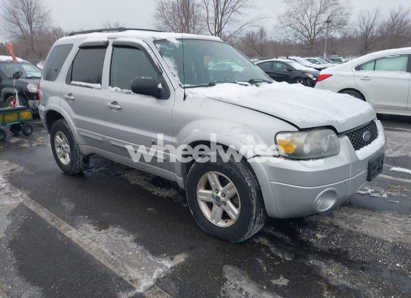 2007 Ford Escape HYBRID (VIN 1FMCU49H27KB67701) main photo