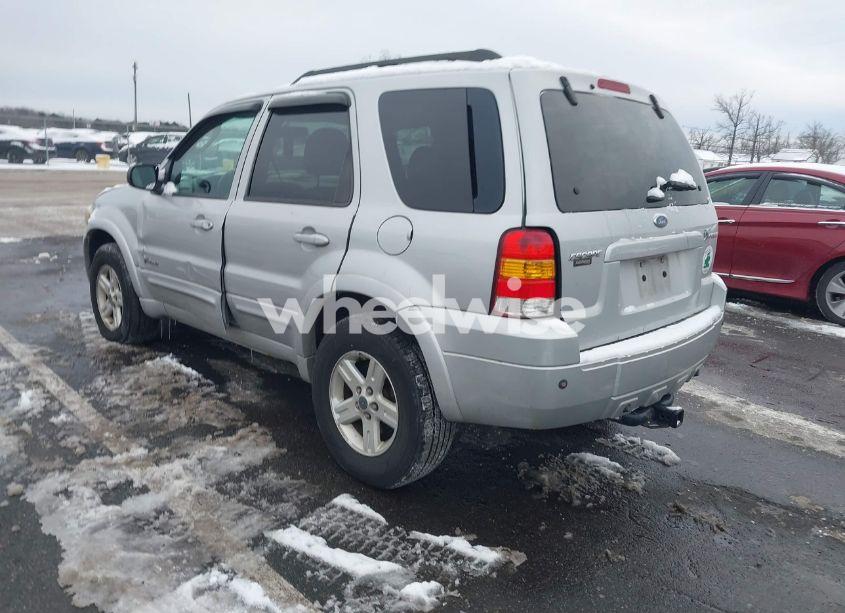 Photo 3 of 2007 Ford Escape HYBRID (VIN 1FMCU49H27KB67701)