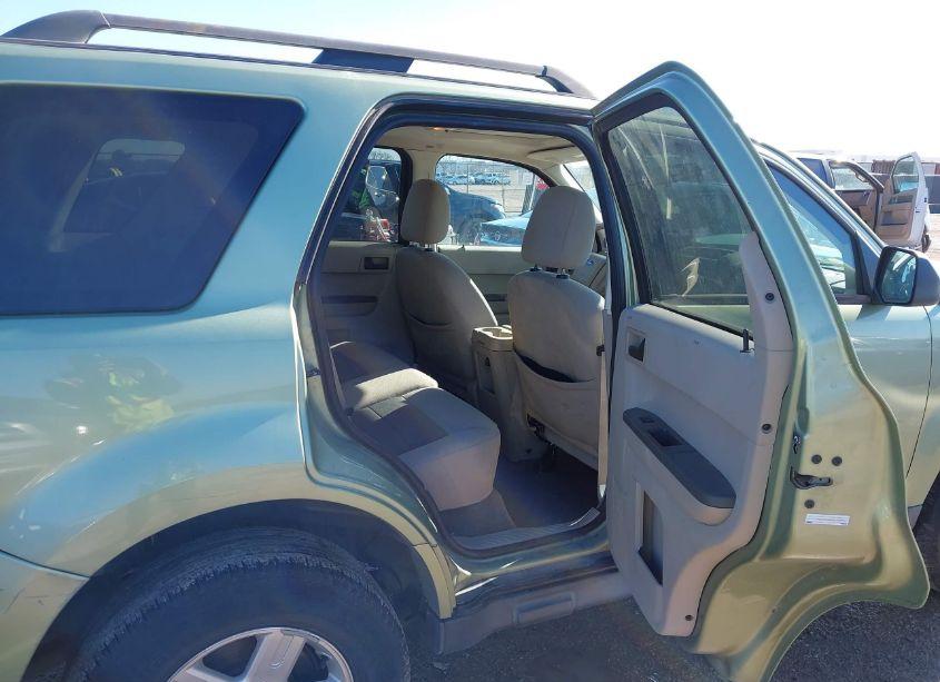 Photo 8 of 2008 Ford Escape HYBRID (VIN 1FMCU49H28KB49846)