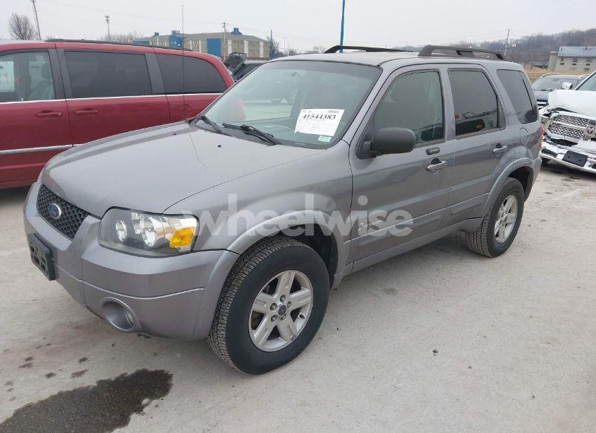 Photo 2 of 2007 Ford Escape HYBRID (VIN 1FMCU49H47KA85033)