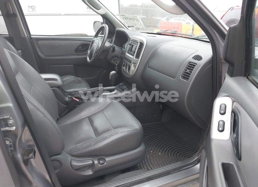 Photo 5 of 2007 Ford Escape HYBRID (VIN 1FMCU49H47KA85033)