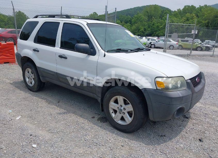 2007 Ford Escape HYBRID (VIN 1FMCU49H47KC05199) main photo