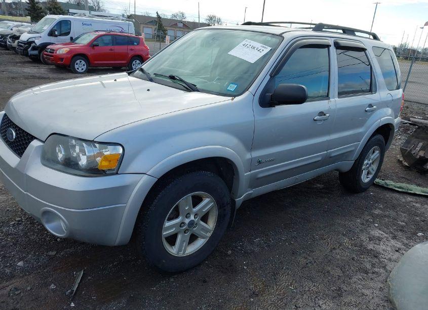 Photo 2 of 2007 Ford Escape HYBRID (VIN 1FMCU49H57KC09245)