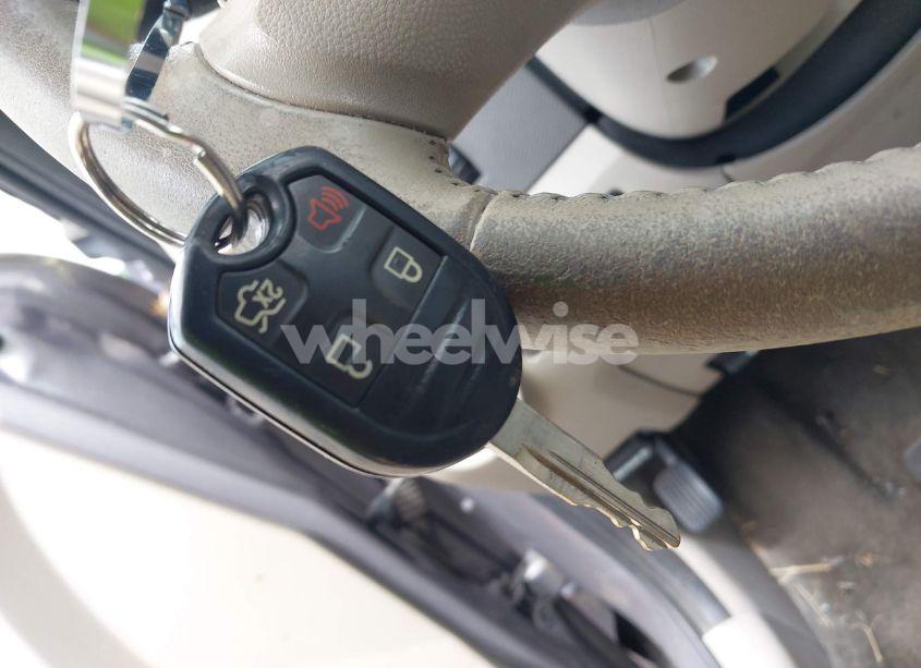 Photo 11 of 2008 Ford Escape HYBRID (VIN 1FMCU49H68KC63297)