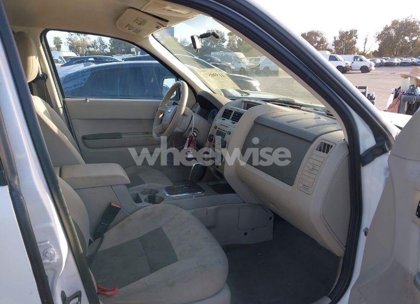 Photo 5 of 2008 Ford Escape HYBRID (VIN 1FMCU49H78KA37964)