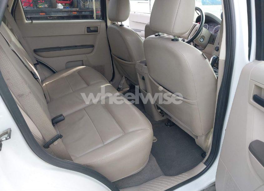 Photo 8 of 2008 Ford Escape HYBRID (VIN 1FMCU49H88KB42450)