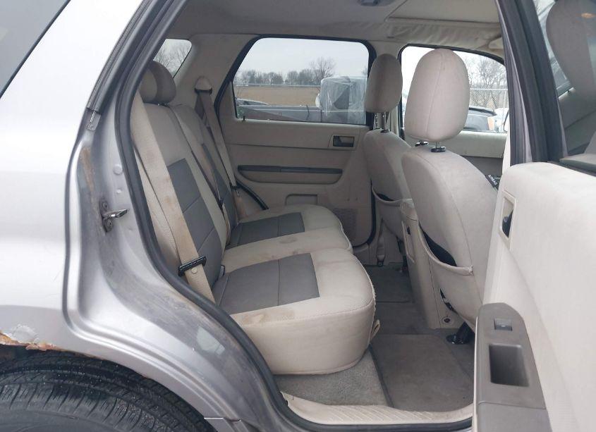 Photo 8 of 2008 Ford Escape HYBRID (VIN 1FMCU49H88KB49088)