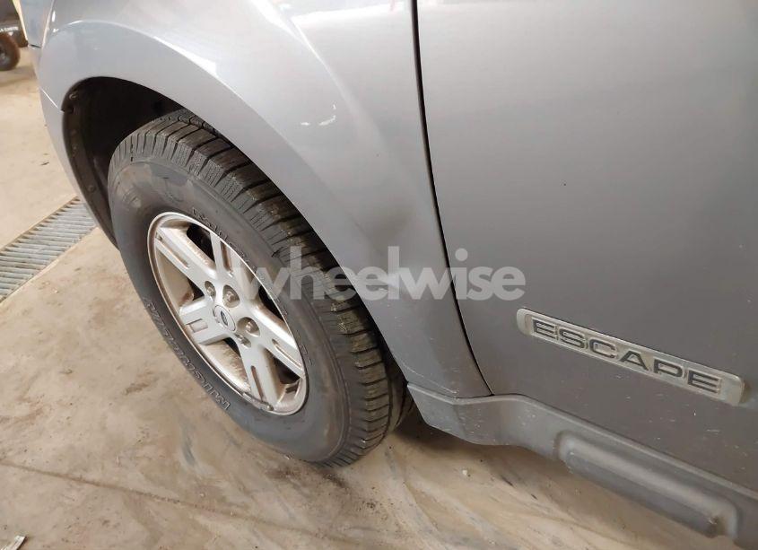 Photo 14 of 2008 Ford Escape HYBRID (VIN 1FMCU49H88KC44878)