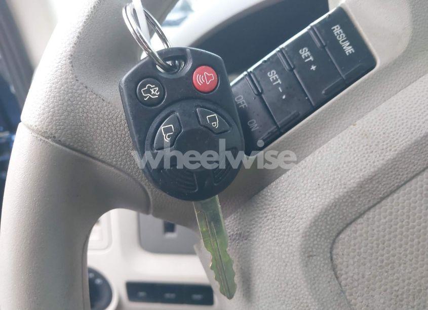 Photo 11 of 2008 Ford Escape HYBRID (VIN 1FMCU49H88KD64342)