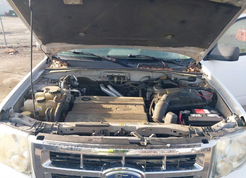Photo 10 of 2008 Ford Escape HYBRID (VIN 1FMCU49H98KA28165)