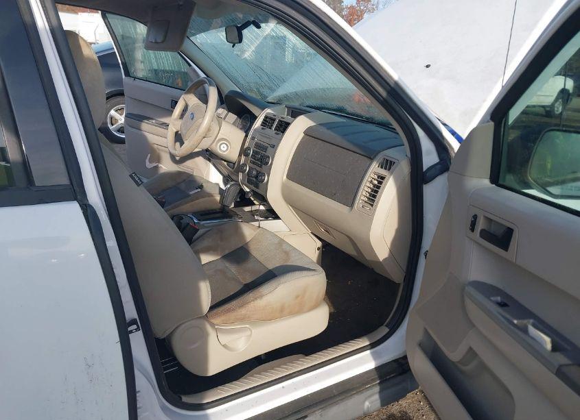 Photo 5 of 2008 Ford Escape HYBRID (VIN 1FMCU49H98KA28165)