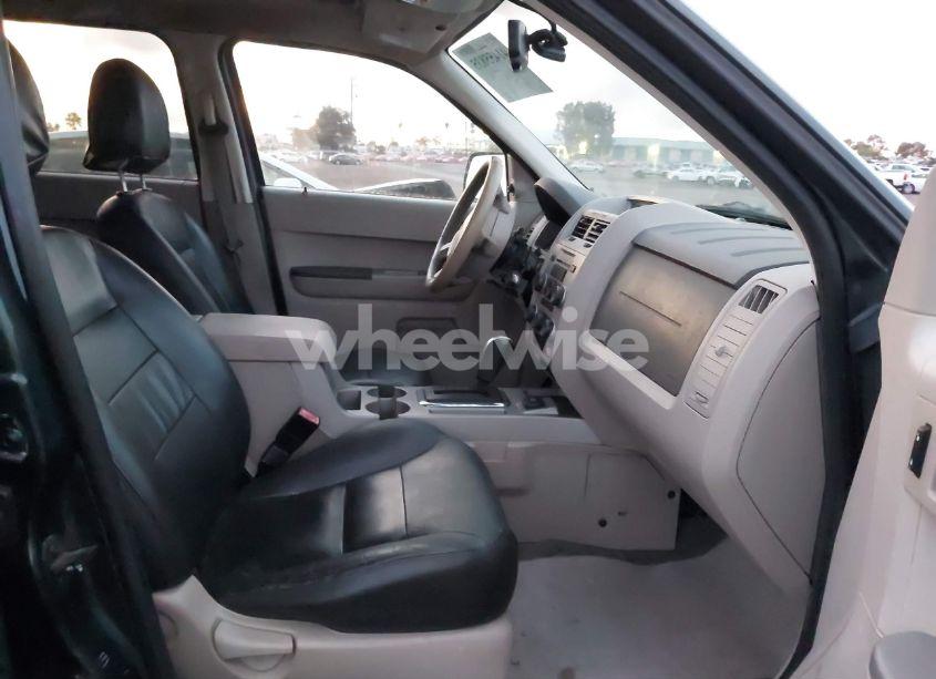 Photo 5 of 2008 Ford Escape HYBRID (VIN 1FMCU49HX8KB32969)