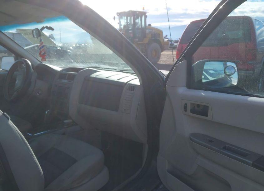 Photo 5 of 2008 Ford Escape HYBRID (VIN 1FMCU49HX8KC85707)