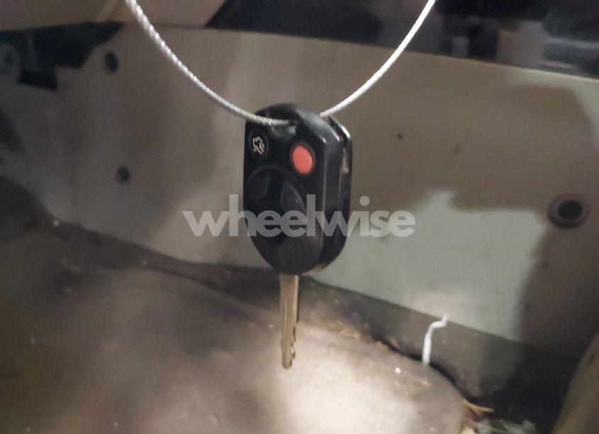 Photo 11 of 2010 Ford Escape HYBRID LIMITED (VIN 1FMCU4K31AKC15842)