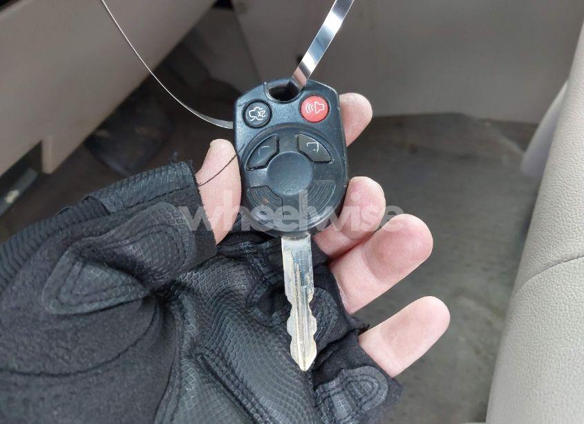 Photo 11 of 2010 Ford Escape HYBRID LIMITED (VIN 1FMCU4K33AKC16989)