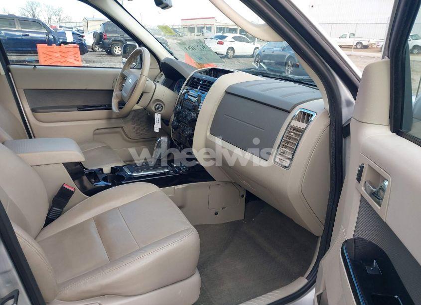 Photo 5 of 2010 Ford Escape HYBRID LIMITED (VIN 1FMCU4K37AKB18225)