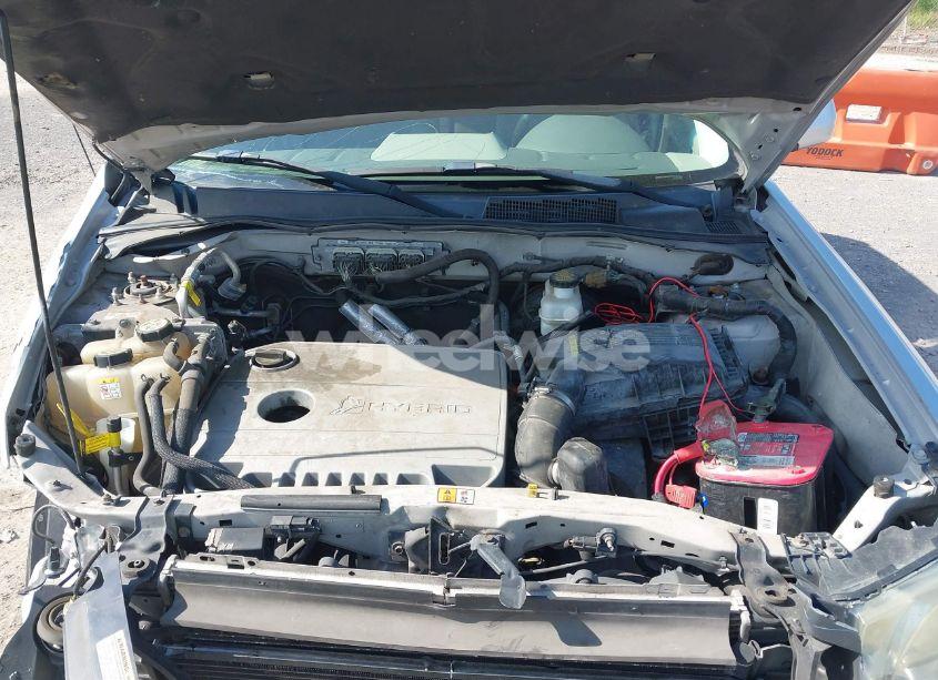 Photo 10 of 2010 Ford Escape HYBRID LIMITED (VIN 1FMCU4K37AKB21402)