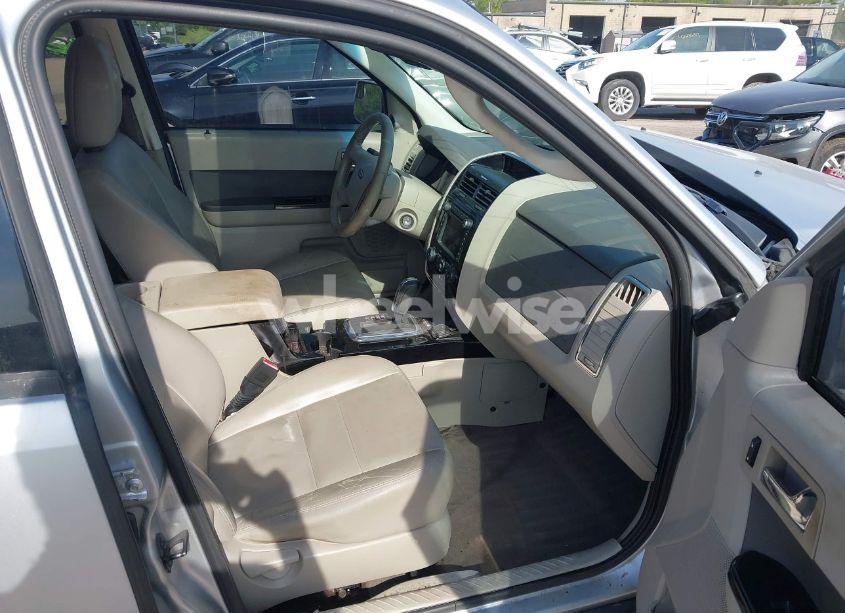 Photo 5 of 2010 Ford Escape HYBRID LIMITED (VIN 1FMCU4K37AKB21402)