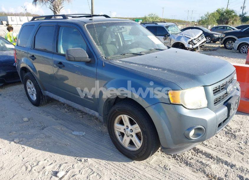 2010 Ford Escape HYBRID LIMITED (VIN 1FMCU4K37AKB21643) main photo