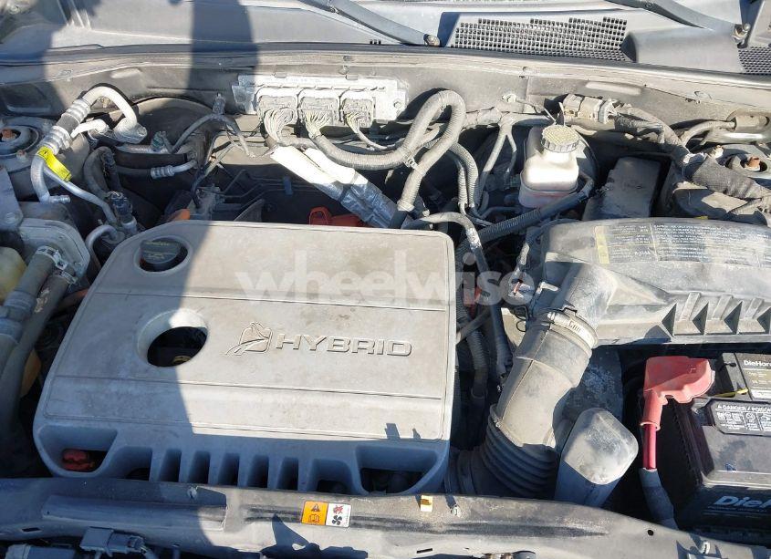 Photo 6 of 2010 Ford Escape HYBRID LIMITED (VIN 1FMCU4K37AKB21643)