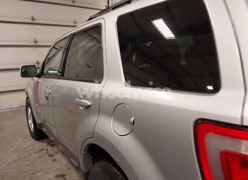 Photo 15 of 2011 Ford Escape HYBRID LIMITED (VIN 1FMCU4K39BKB98189)