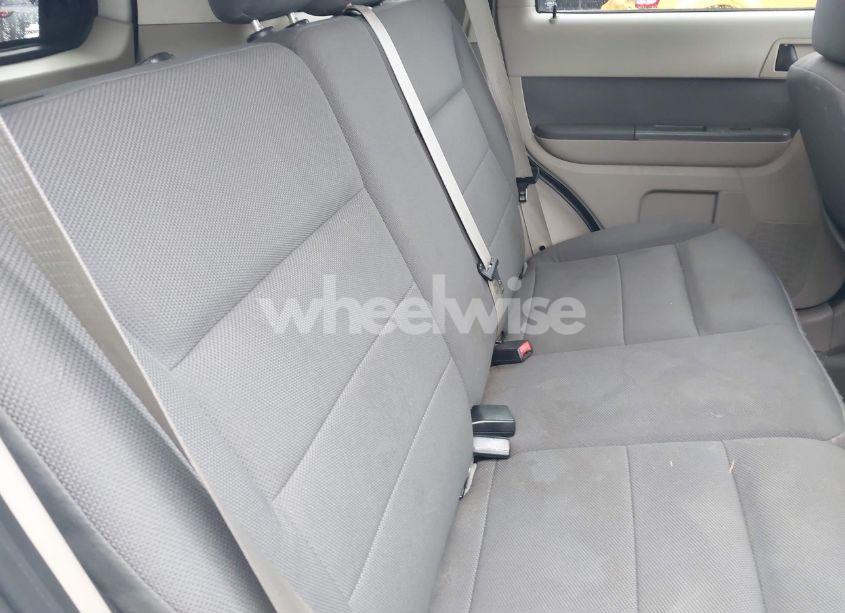 Photo 8 of 2009 Ford Escape HYBRID LIMITED (VIN 1FMCU59309KA42631)