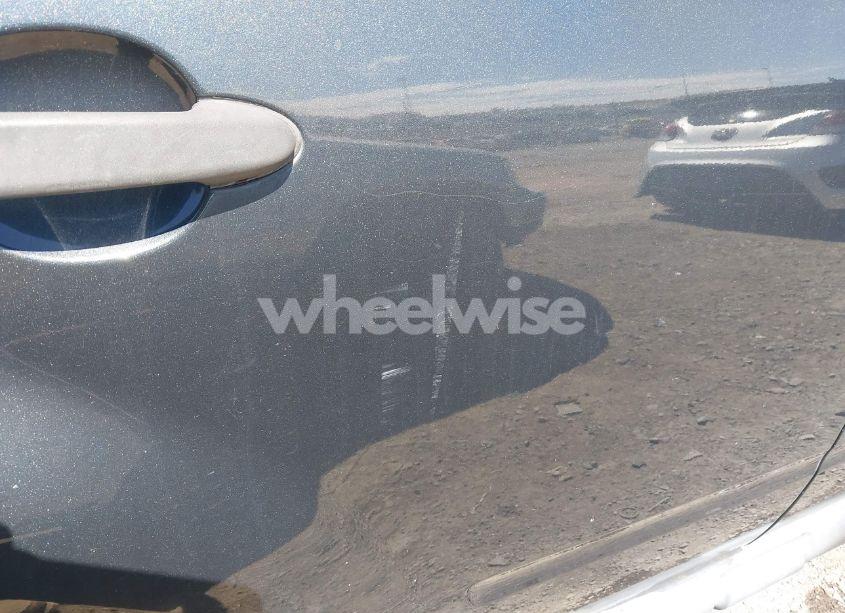 Photo 6 of 2009 Ford Escape HYBRID LIMITED (VIN 1FMCU59349KB02605)