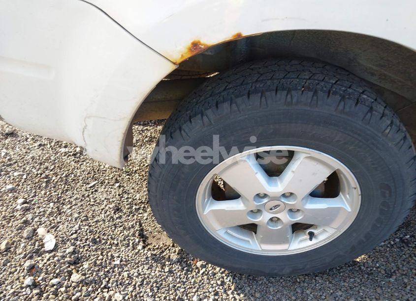 Photo 12 of 2009 Ford Escape HYBRID LIMITED (VIN 1FMCU59369KA16681)