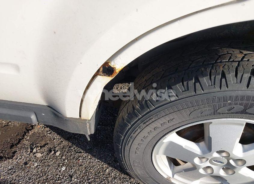 Photo 13 of 2009 Ford Escape HYBRID LIMITED (VIN 1FMCU59369KA16681)