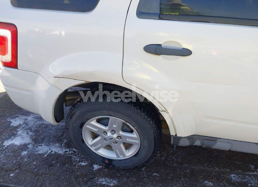 Photo 6 of 2009 Ford Escape HYBRID (VIN 1FMCU59369KB21334)