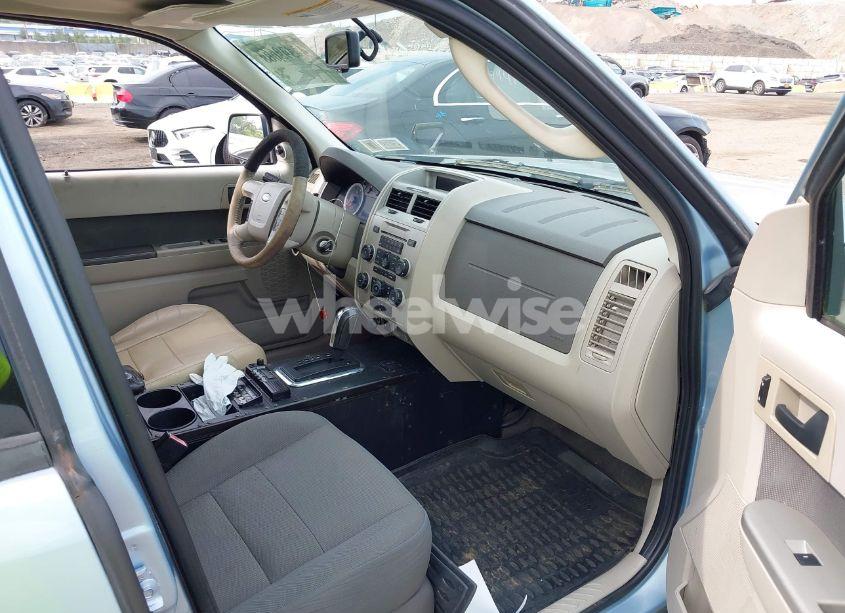 Photo 5 of 2009 Ford Escape HYBRID LIMITED (VIN 1FMCU59379KA19296)