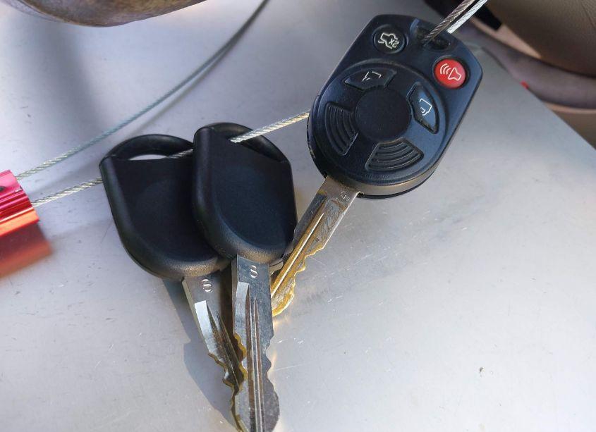 Photo 11 of 2009 Ford Escape HYBRID (VIN 1FMCU59399KA71089)