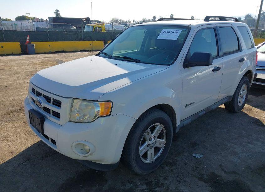 Photo 2 of 2009 Ford Escape HYBRID (VIN 1FMCU59399KA71089)