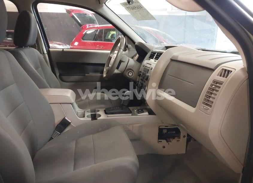 Photo 5 of 2009 Ford Escape HYBRID LIMITED (VIN 1FMCU59399KB92902)