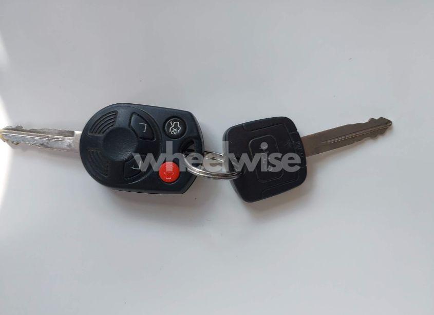 Photo 11 of 2009 Ford Escape HYBRID LIMITED (VIN 1FMCU593X9KB20378)