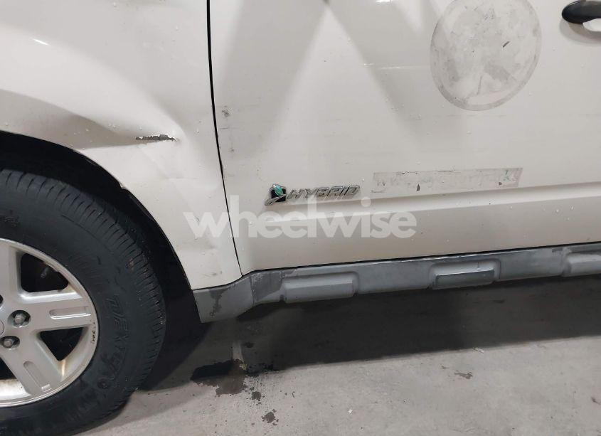 Photo 6 of 2009 Ford Escape HYBRID LIMITED (VIN 1FMCU593X9KC19220)