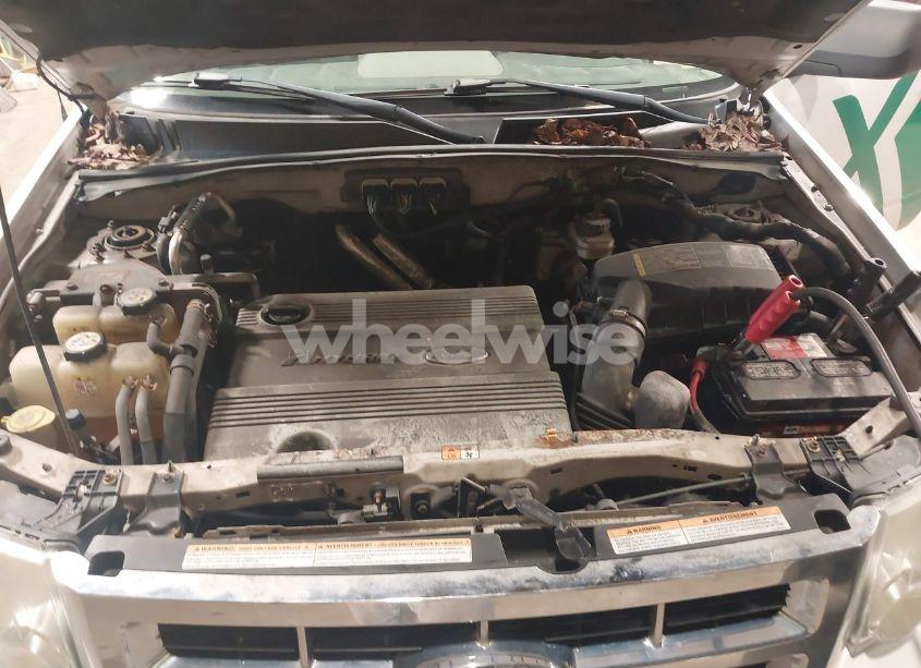 Photo 10 of 2008 Ford Escape HYBRID (VIN 1FMCU59H08KE43381)